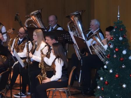 Božično-novoletni koncert Pihalnega orkestra radeških papirničarjev 11